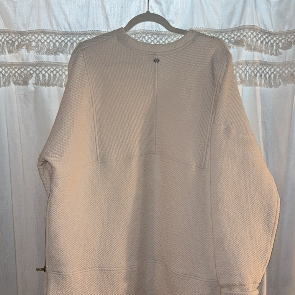 Cozy Textured Sweatshirt - Picture 2 of 3